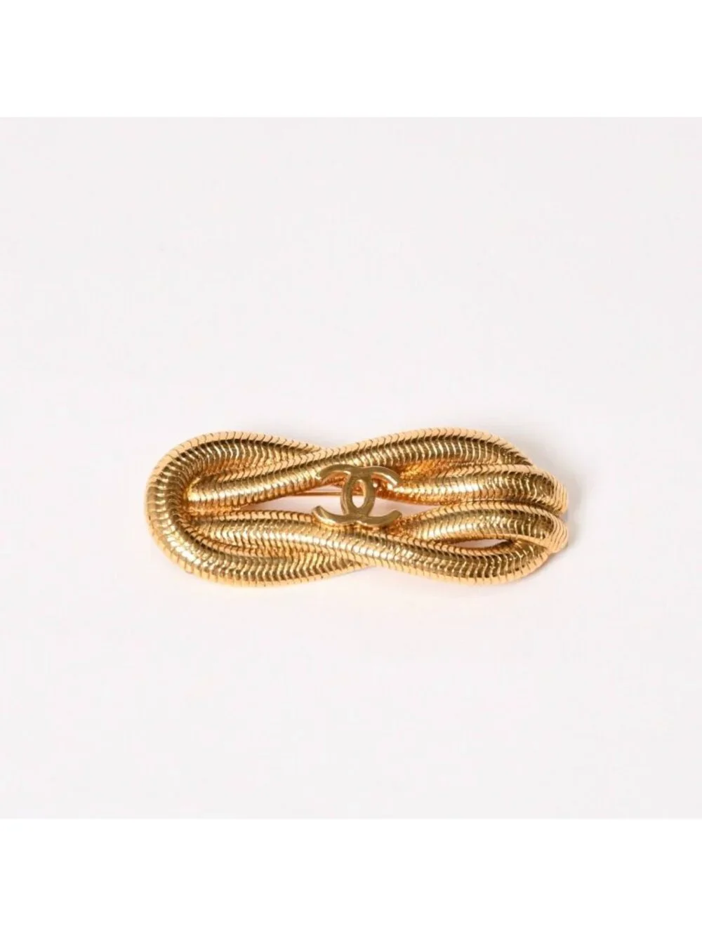Chanel CC Logo Brooch 97 Metal Gold Rope Motif
